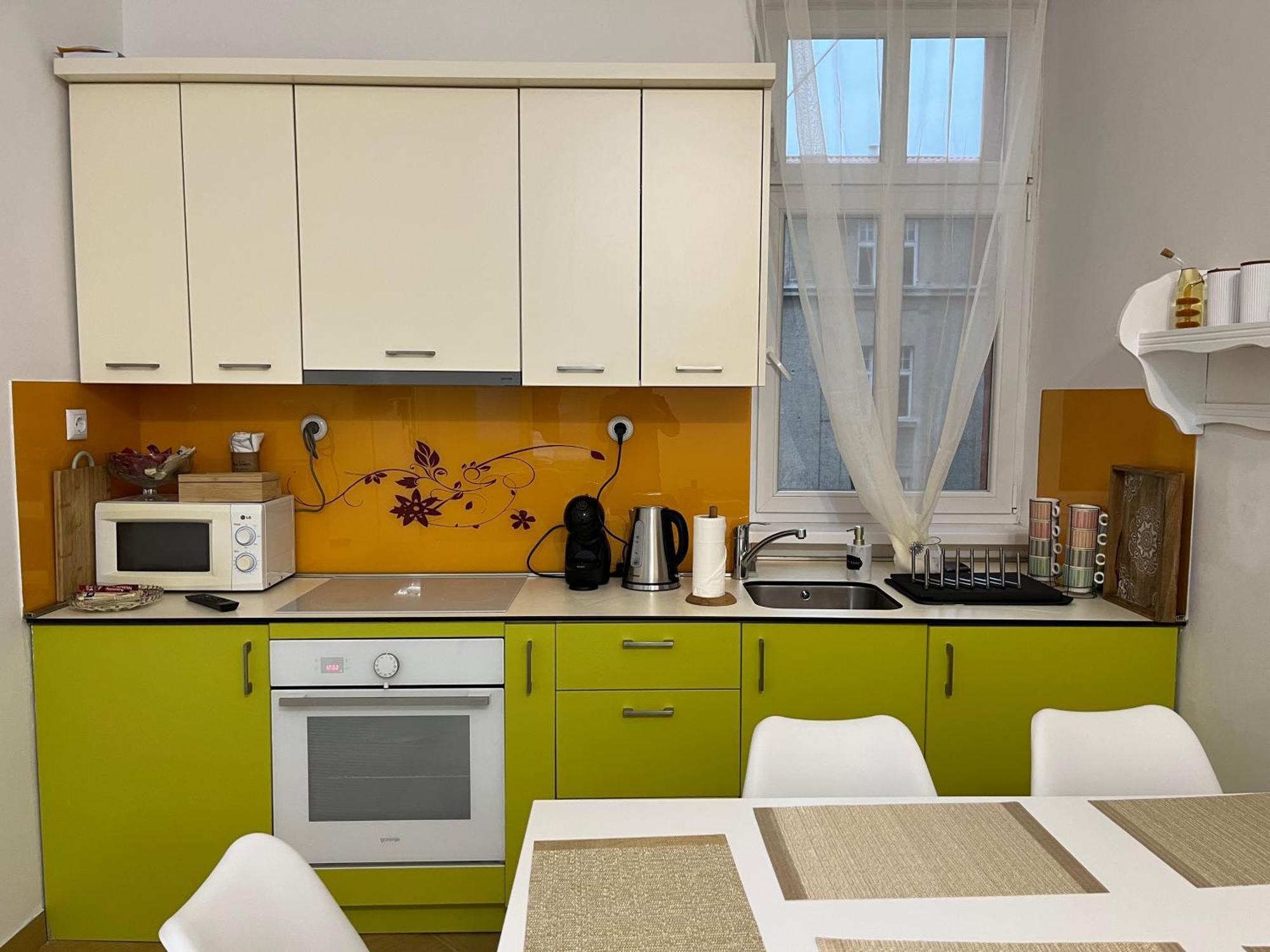 Main Street Retreat Apartment With Free Parking SJJ Eksteriør billede