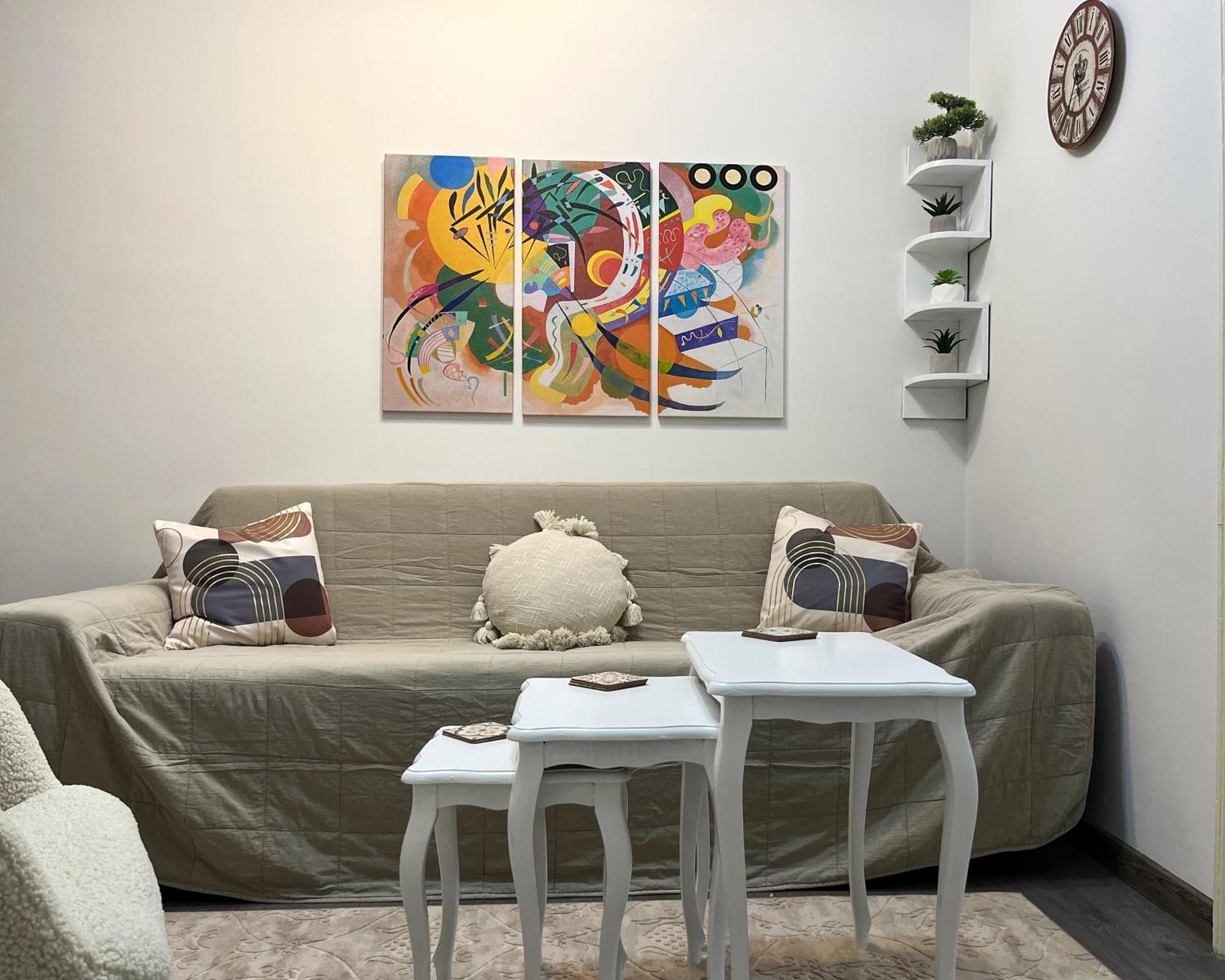 Main Street Retreat Apartment With Free Parking SJJ Eksteriør billede