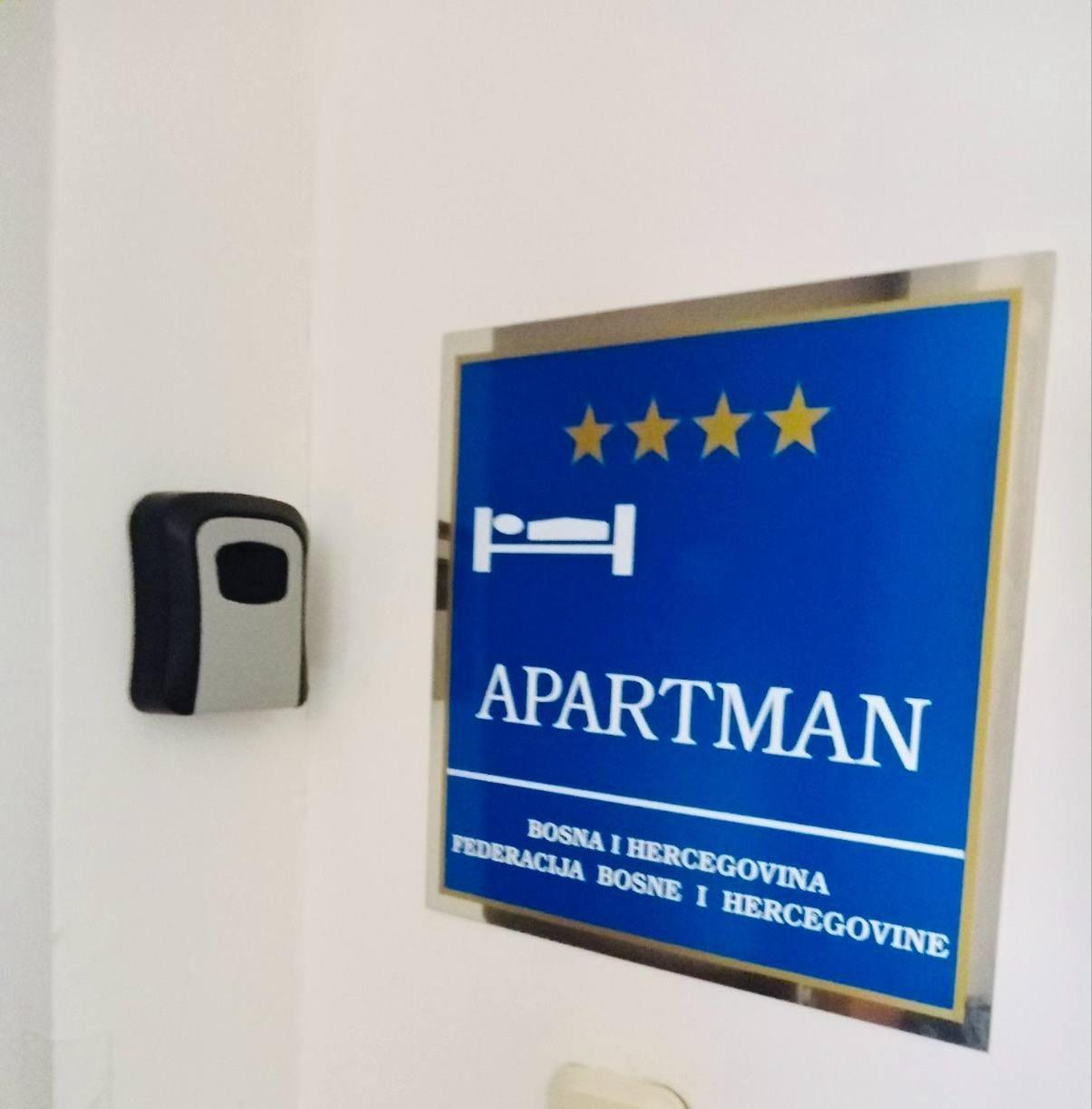 Main Street Retreat Apartment With Free Parking SJJ Eksteriør billede
